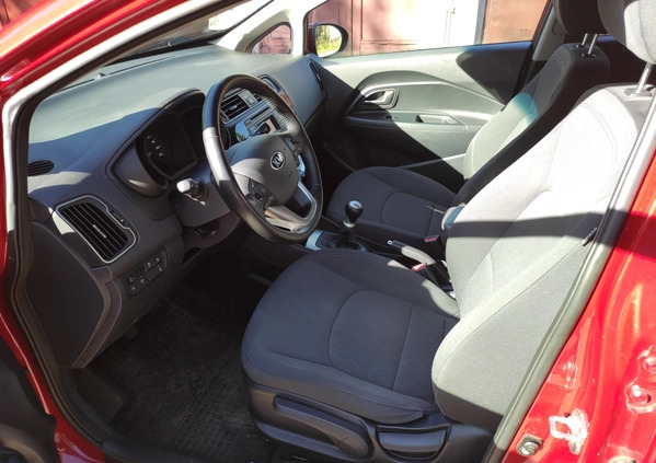 Kia Rio cena 36500 przebieg: 55000, rok produkcji 2015 z Poznań małe 79